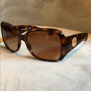 tory burch sunglasses ty9010